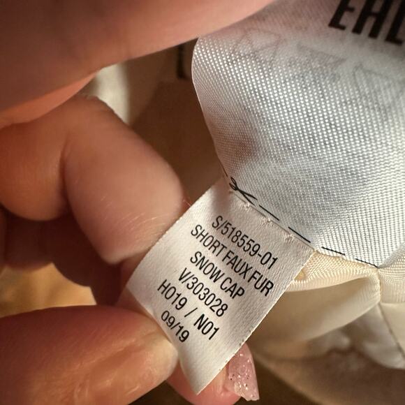 Banana Republic Women's Light Pink Faux Fur Full Zip Jacket Size Medium - Picture 7 of 8